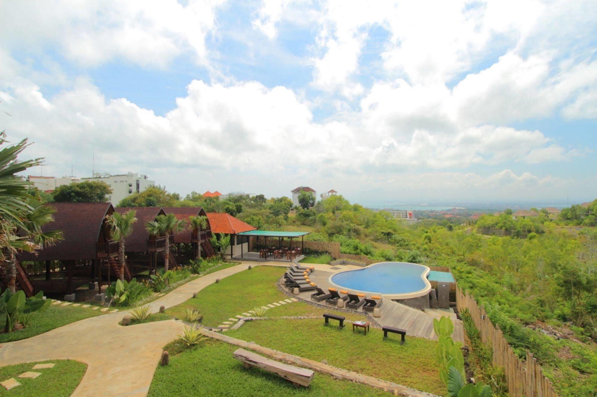 The Kirana Ungasan Vila Jimbaran Exterior foto