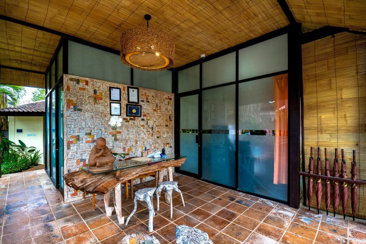 The Kirana Ungasan Vila Jimbaran Exterior foto