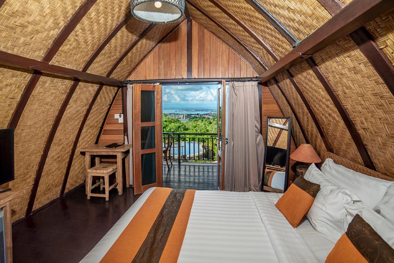The Kirana Ungasan Vila Jimbaran Exterior foto